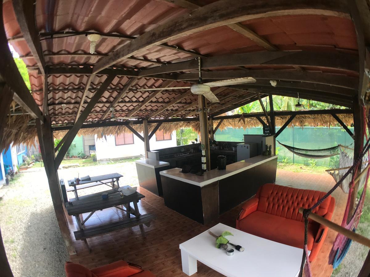 Hotel One Love Puerto Viejo Puerto Viejo de Talamanca Exteriör bild